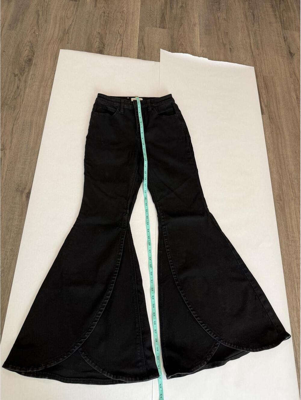 Shyanne Tulip Jean